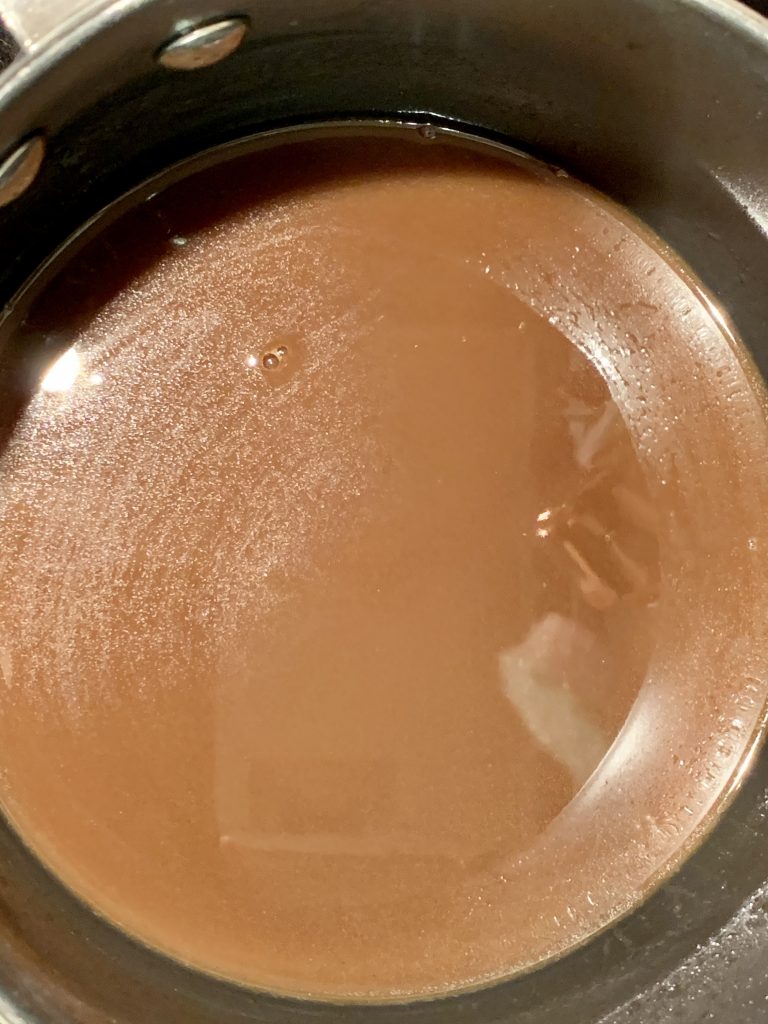 Fertige Madeirasauce